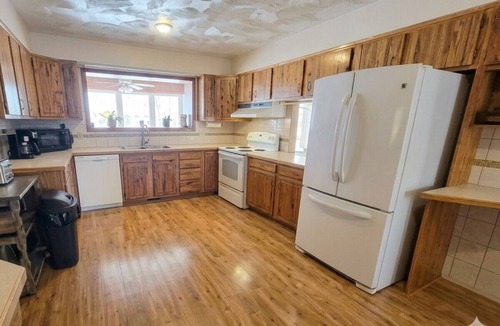 Truth or Consequences House | 15449 Hwy 187: Private 9-acre retreat with mountain views near T or C.
