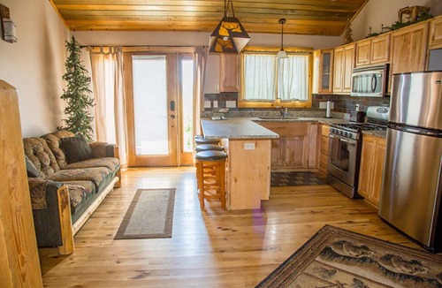 Afton Condo | 18) 1 BEDROOM WITH LOFT CONDOS - 3 QUEENS- The Mountain Inn