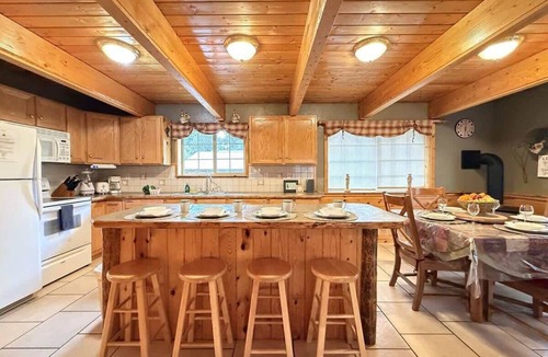 Island Park Cabin | 19 MI to YNP | Sleeps 8 | ATV Access