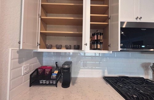 Visalia House | 1bd House near Sequoias & local amenities