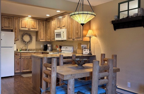 Brian Head Condo | 1BD Ski-in/Ski-out Condo Near Lift 8 & 1. Grab a Lift and Ski To Either Lodge.