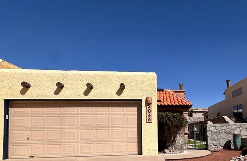 Las Cruces House | 2 bed/2 bath quiet neighborhood