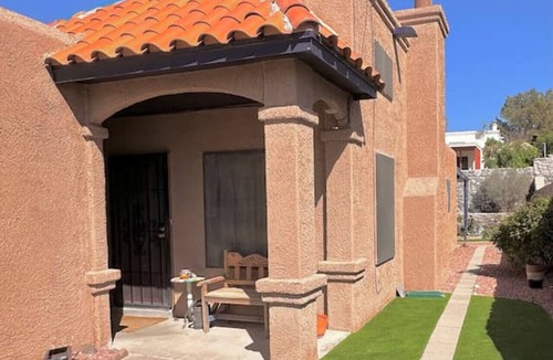 Las Cruces House | 2 bed/2 bath quiet neighborhood