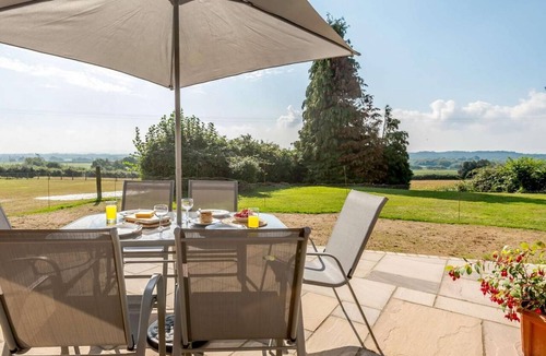 Lytchett Matravers House | 2 Bed in Poole (oc-85399)