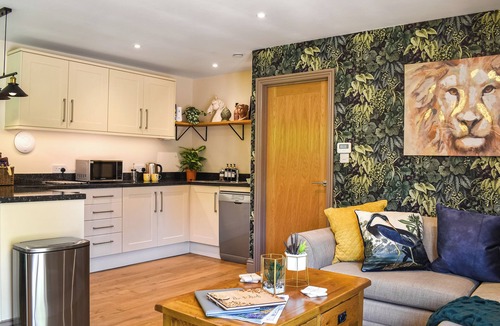 Ringwood Cottage | 2 bedroom accommodation in Ringwood, near Wimborne