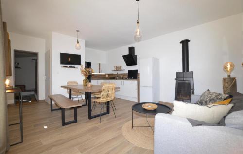 Pila-Canale House | 2 Bedroom Amazing Home In Pila Canale