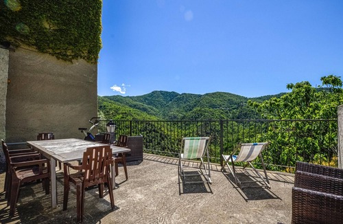 Carcheto-Brustico Apartment | 2 bedroom gorgeous apartment in CARCHETO BRUSTICO