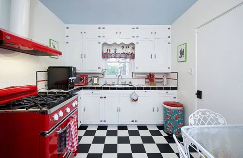 Prescott House | 2 Bedroom Home+Close Walk To Town+Hot Tub+Pets OK