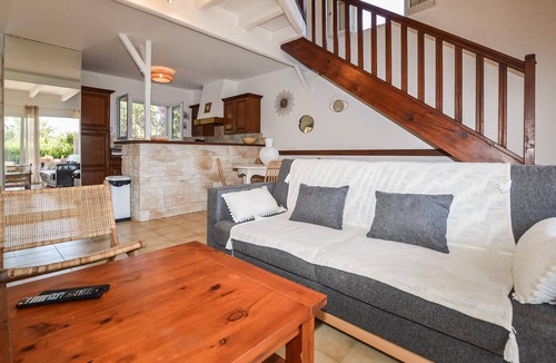 Prunete House | 2 bedroom nice home in Prunete