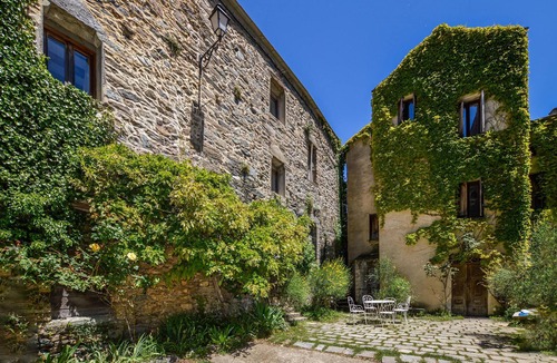 Carcheto-Brustico Apartment | 2 bedroom stunning apartment in Carcheto Brustico