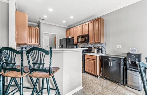 Carmel House | 2 Bedroom Townhome in Zionsville