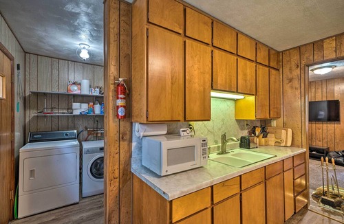 Island Park Cottage | 2 Cozy Island Park Cabins w/Near the Lake!