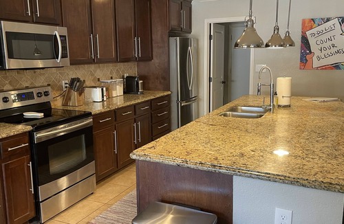 Covey House | 2 Master Bedrooms, Luxury beds, Pool & Hot Tub, Large TVs, Surround Sound
