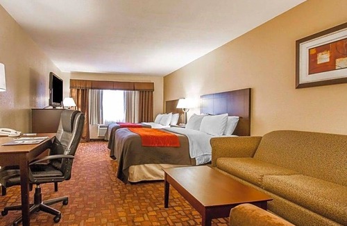 Sierra Vista Hotel | 2-Star Hotel ∙ Comfort Inn & Suites Sierra Vista near Ft Huachuca