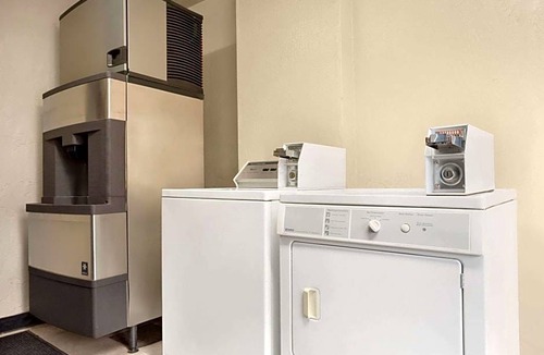Winslow Hotel | 2-Star Hotel ∙ Travelodge by Wyndham Winslow