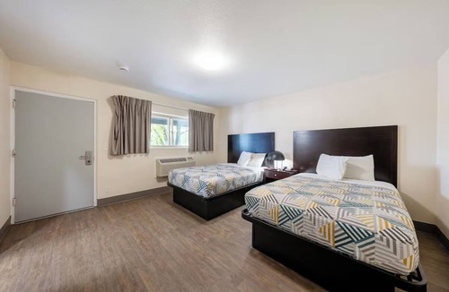 Hollywood District Hotel | 2 Value Rooms Perfect for Overnight Stopovers in Portland