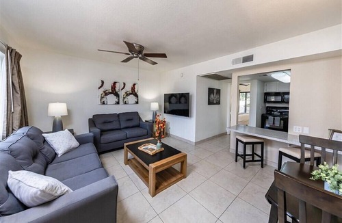 New Papago Parkway Apartment | 206 Stylish & Comfortable Desert Retreat in Scottsdale's Best Location