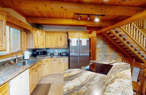 Island Park Cabin | 22 MI to YNP | Hot Tub | Huckleberry Inn
