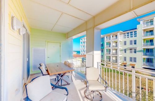 Sandbridge Condo | 2nd-floor condo with views of the ocean, balcony, outdoor pool, gym & AC