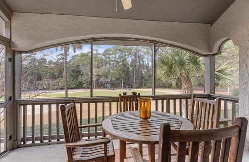 Seabrook Island Villa | 2nd Floor Villa Overlooking Golf Green! 3BR/2.5BA! Amenity Access Available for purchase!