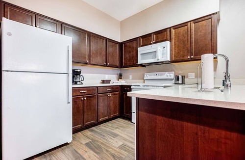 West Yellowstone Apartment | 2x3BR near West Entrance, Pool, Hot tub, game room