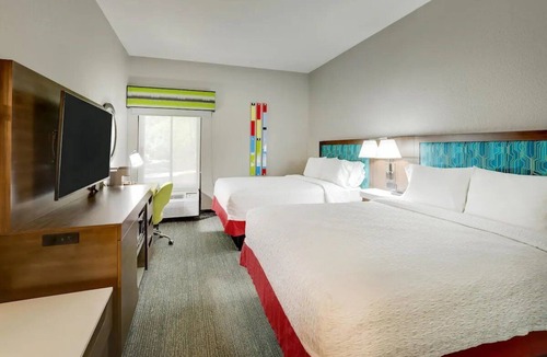 Polk Village Hotel | 3 Accommodations | Relax & Sleep Wonderfully in Pet-Friendly Rooms