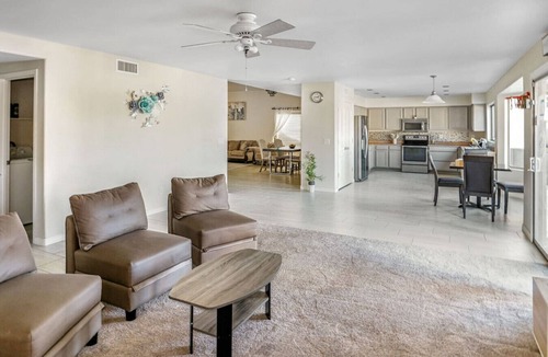 Casa Grande House | 3 Bd rm/Sofa Sleeper:Arizona Oasis Cozy, Clean