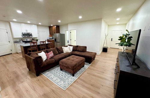 Mapleton Apartment | 3-bedroom apartment in peaceful Mapleton with WiFi, Climate Control