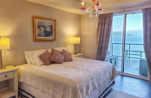 Sandpoint Condo | 3-bedroom condo steps to Sandpoint City Beach Park and Lake Pend Oreille