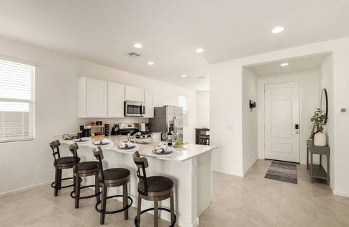 Maricopa House | 3-bedroom house in beautiful Maricopa with cool AC breeze