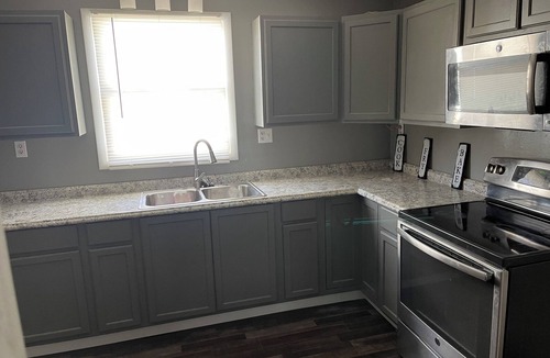 Springfield House | 3-bedroom house in perfect Springfield with cool AC and comfortability