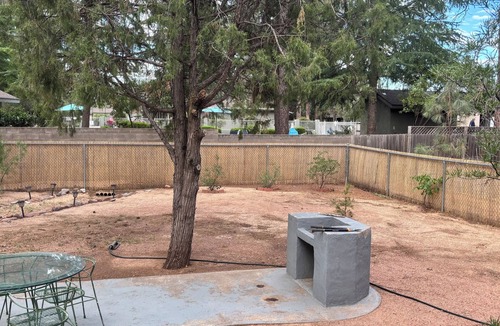Payson House | 3-bedroom residence located in heart of Payson, suited for families with a dog