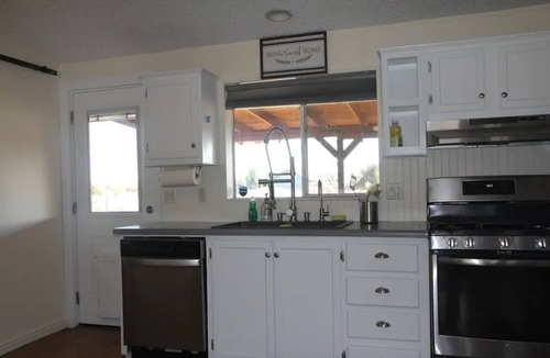 Flagstaff House | 3 bedrooms with beautiful mountain views and a brand new hot tub