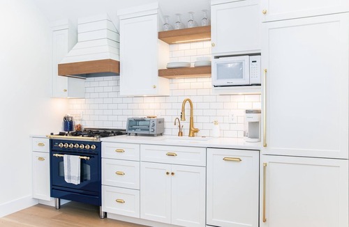 Georgetown House | 3 BR 2 BA Loft at Fr. Sorin's w/Paddle Tennis