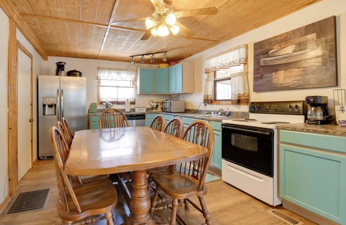 Wellington Cabin | 3 Mi to Cave Run Lake! Nature-Centric Family Cabin