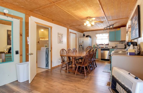 Wellington Cabin | 3 Mi to Cave Run Lake! Nature-Centric Family Cabin