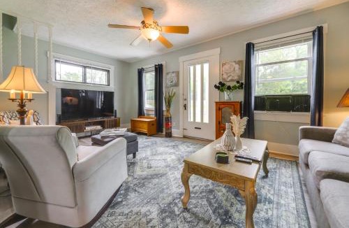 Dayton House | 3 Mi to Dtwn: Dog-Friendly Retreat in Dayton