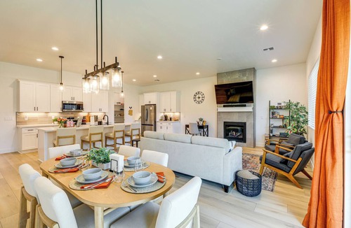 Flagstaff Cottage | 3 Mi to Dtwn Flagstaff: Family Retreat w/Patio