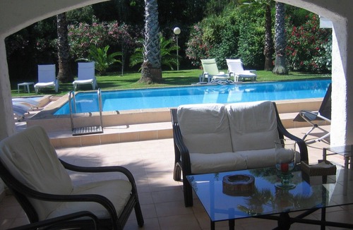 Talasani Villa | 3 minutes away from the sea, relaxation guaranteed, all mod cons
