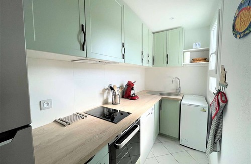 Isolella Apartment | 3-room apt with terrace and sea view, 500m from the beach