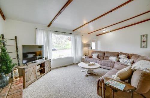 Upper Lake House | 30-Acre Witter Springs Ranch w/Barn & Views!