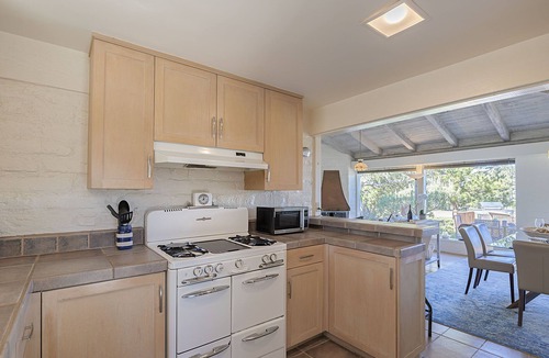 Del Monte Forest House | 3786 Adobe by the Sea ~ Golf Course & Distant Ocean Views, Walk to the Beach!