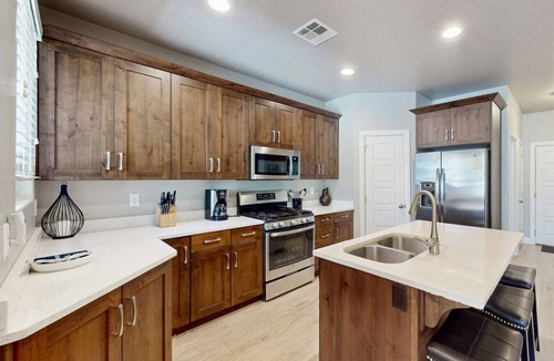 Sienna Hills Villa | 3BR/2.5BA Townhouse w/Pool & Hot Tub