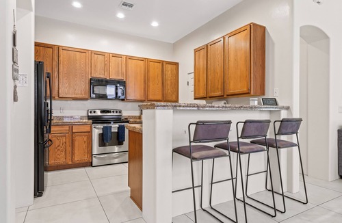 Tucson House | 3BR/2BA Luxury House | Pool, BBQ & Patio