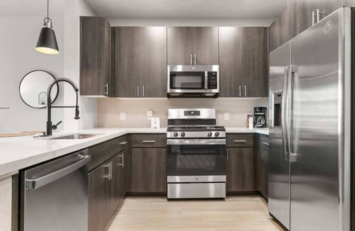 Roosevelt Apartment | 3BR Apt in CozySuites Phoenix w/Pool & Parking