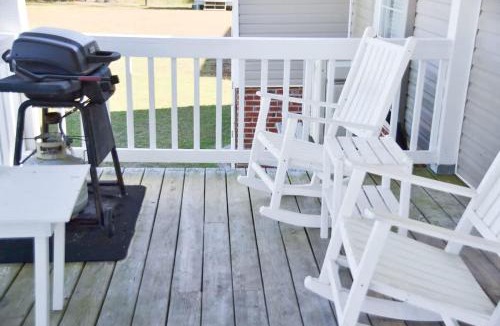 Smyrna House | 3BR Cottage Waterfront Wade Creek Fishing Boating