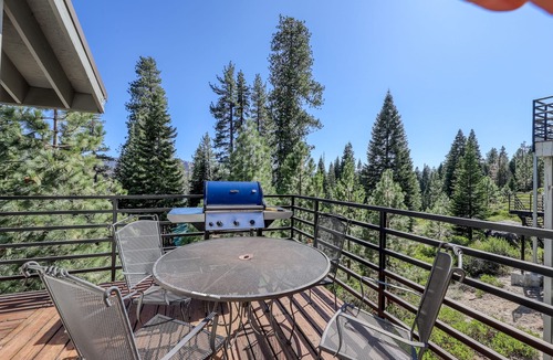 Lakeshore Condo | 3BR Huntington Lake condo with mountain views, WiFi, 2 decks, private W/D