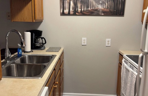 Versailles House | 3BR Near Versailles, Friendship, and Madison