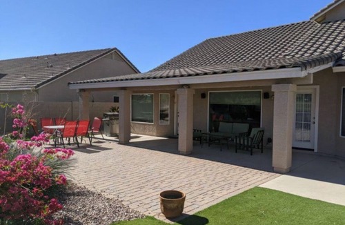 Red Mountain Ranch House | 4 Bedroom 3 Bathroom House