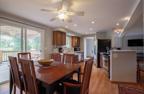 Dubois House | 4 Bedroom home with patio overlooking Wind River